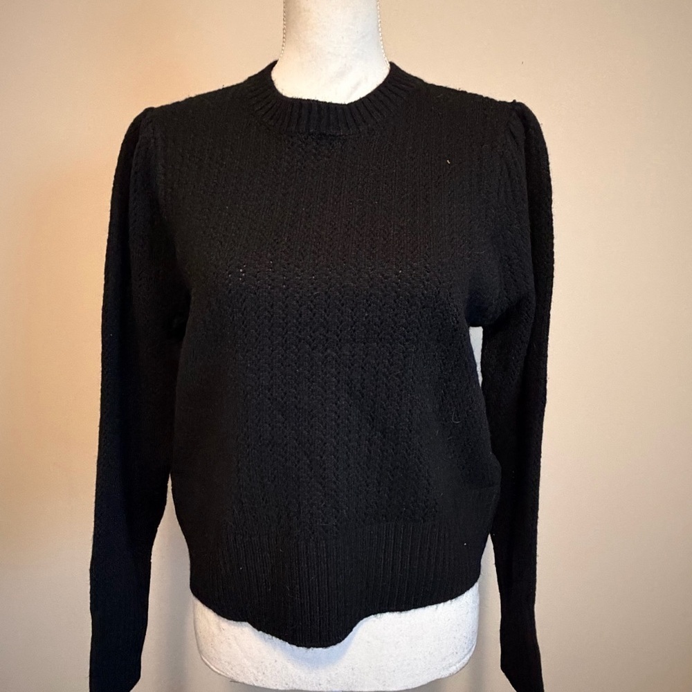 NWT Elodie Nordstroms black knit women's sweater size XL with puff sleeve